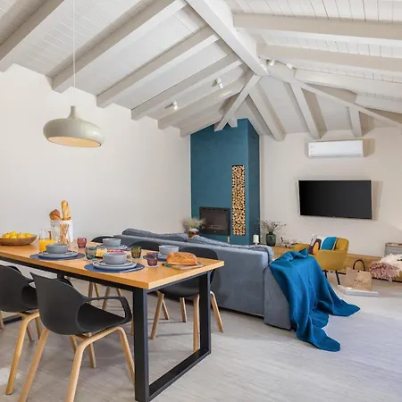 Alomarie By Villsy Villa