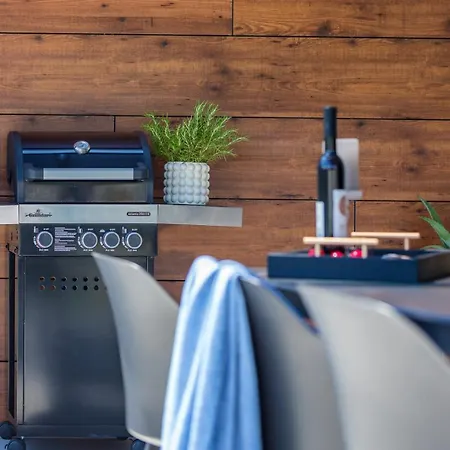 Villa Alomarie By Villsy